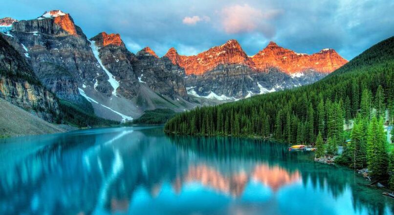 Aventura económica por las Montañas Rocosas en Canadá