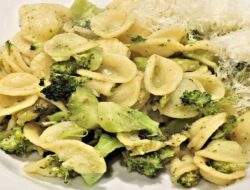 Descubre la historia y la gastronomía de Bari, Italia