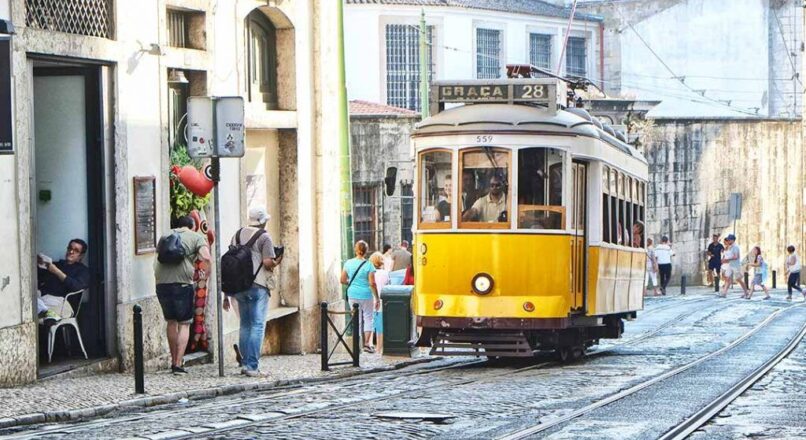 Caminando por la pintoresca Lisboa: un viaje económico