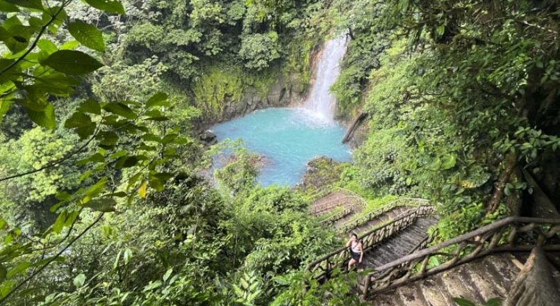 Aventuras económicas en el paraíso de Costa Rica