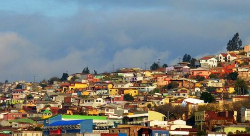 De Santiago a Valparaíso: Una ruta económica por Chile