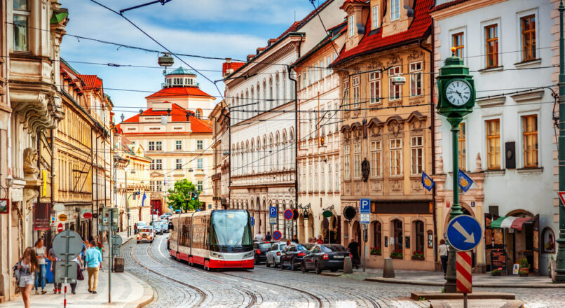 Descubre la magia de Praga en un presupuesto ajustado