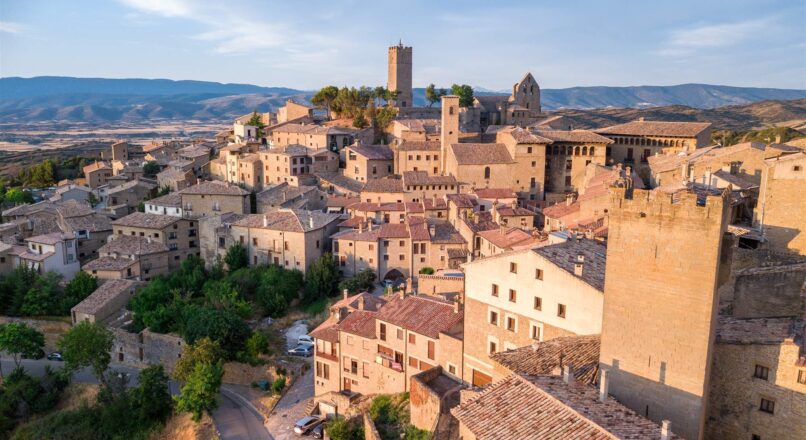 Explora lo mejor de los pueblos medievales de España