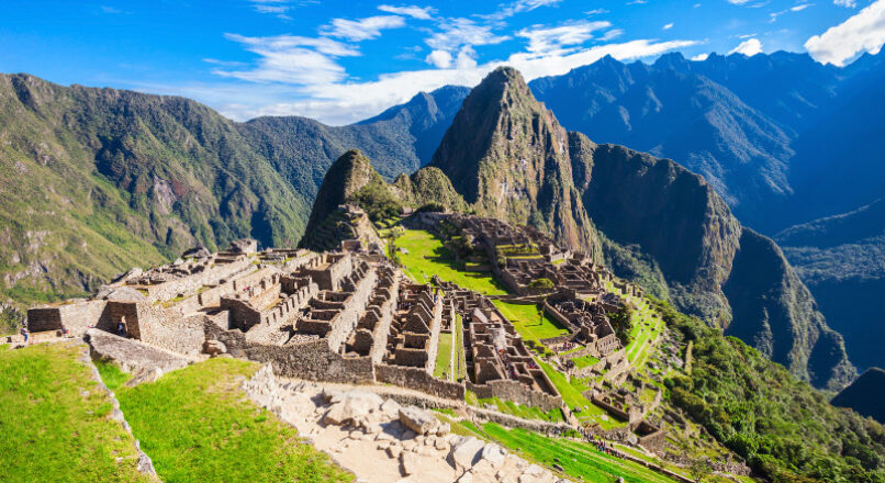 Explorando la mística de Machu Picchu a bajo costo