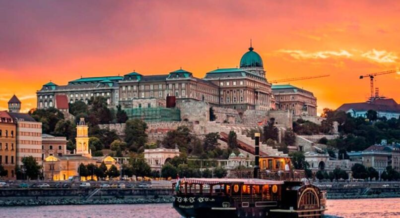 Recorre los secretos de Budapest en un viaje económico